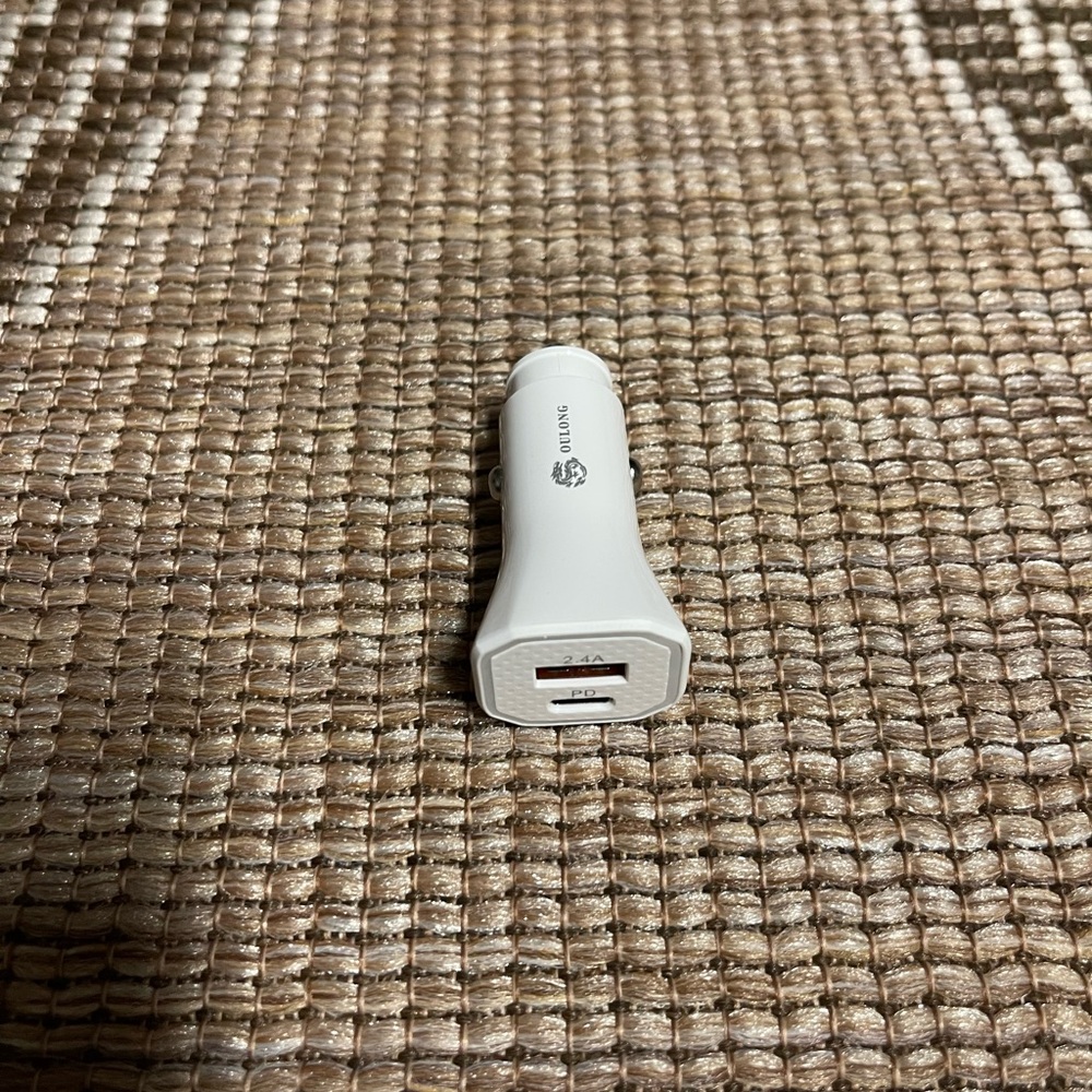 White Dual USB Car Charger